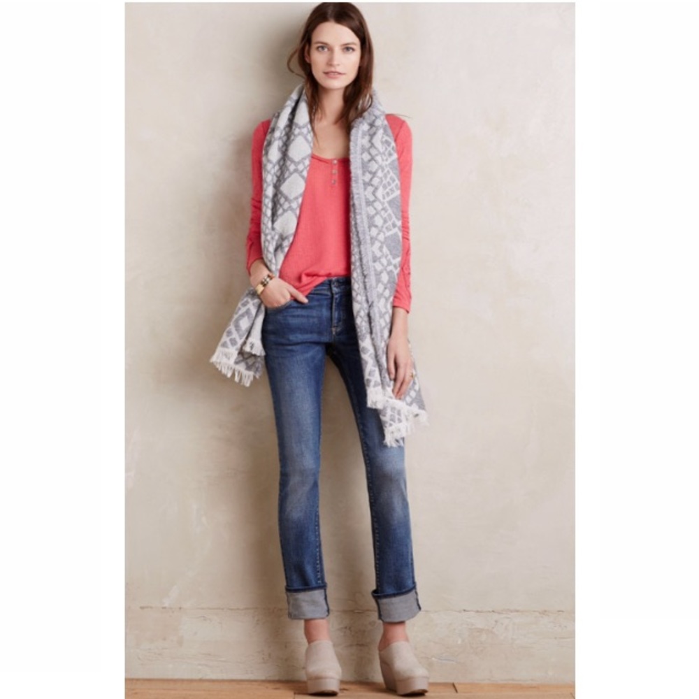 Anthropologie Straight Leg Jeans in Medium Blue Wash